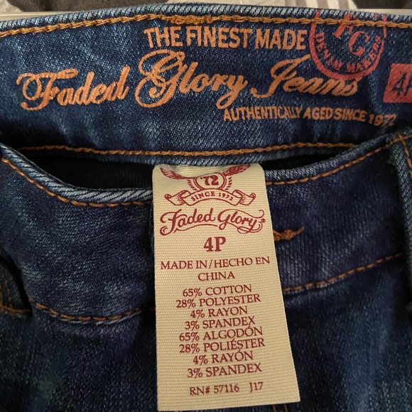 Jeans - Picture 3 of 3